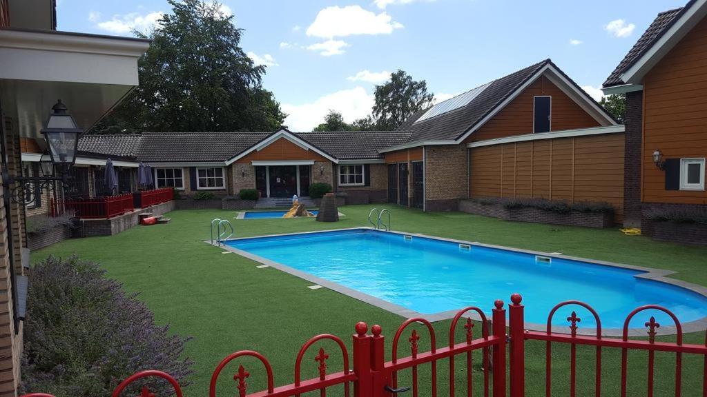 Chalet Lobke Voorthuizen Bagian luar foto